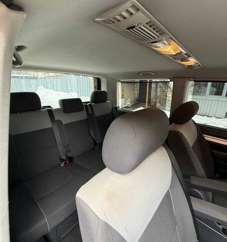 Фольксваген Мультиван, объемом двигателя 2 л и пробегом 296 тыс. км за 23000 $, фото 11 на Automoto.ua