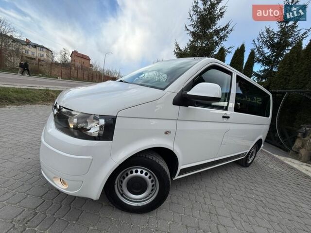 Фольксваген Мультиван, об'ємом двигуна 2 л та пробігом 223 тис. км за 19999 $, фото 2 на Automoto.ua