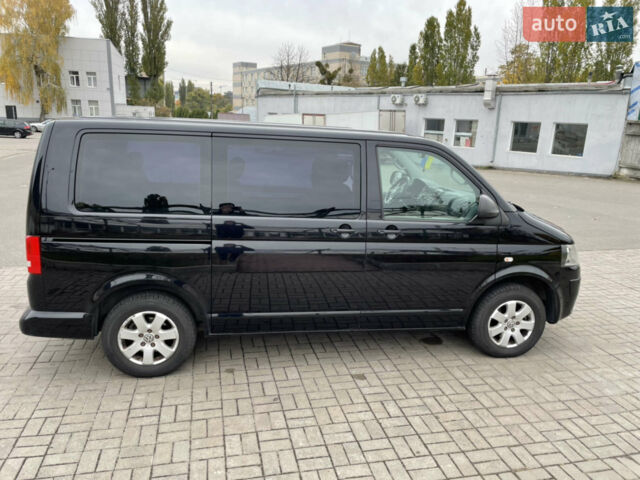 Фольксваген Мультиван, об'ємом двигуна 2 л та пробігом 200 тис. км за 25500 $, фото 1 на Automoto.ua