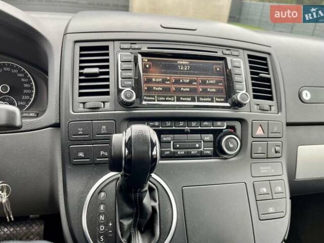 Фольксваген Мультиван, объемом двигателя 2 л и пробегом 190 тыс. км за 15000 $, фото 8 на Automoto.ua