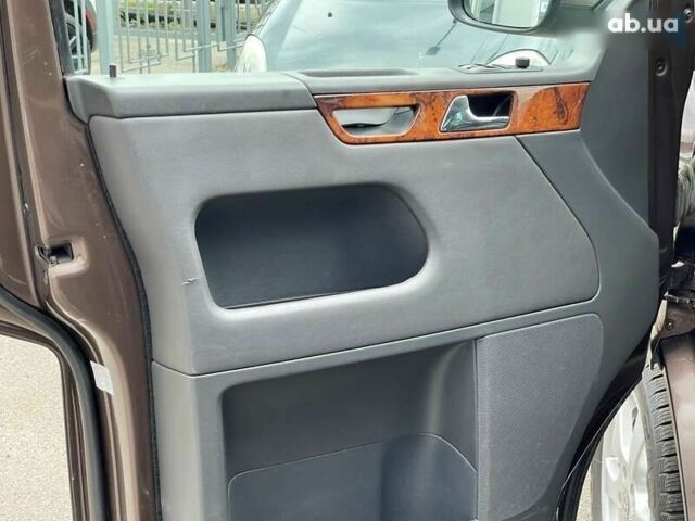 Фольксваген Мультиван, объемом двигателя 2 л и пробегом 264 тыс. км за 26000 $, фото 28 на Automoto.ua