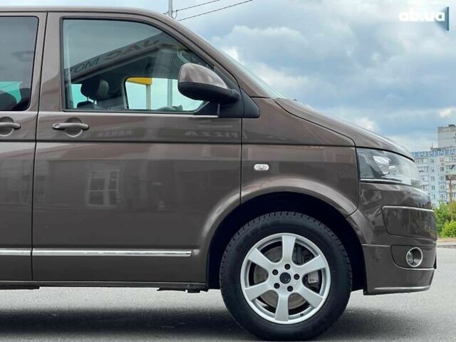 Фольксваген Мультиван, объемом двигателя 2 л и пробегом 264 тыс. км за 26000 $, фото 10 на Automoto.ua