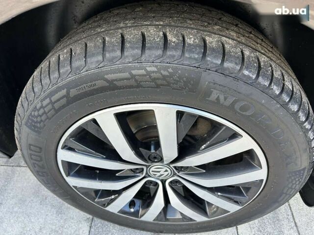 Фольксваген Мультиван, об'ємом двигуна 2 л та пробігом 188 тис. км за 39000 $, фото 17 на Automoto.ua