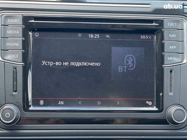 Фольксваген Мультиван, объемом двигателя 2 л и пробегом 294 тыс. км за 37990 $, фото 17 на Automoto.ua