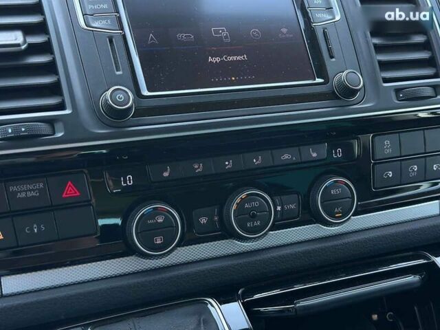 Фольксваген Мультиван, объемом двигателя 0 л и пробегом 176 тыс. км за 46300 $, фото 2 на Automoto.ua