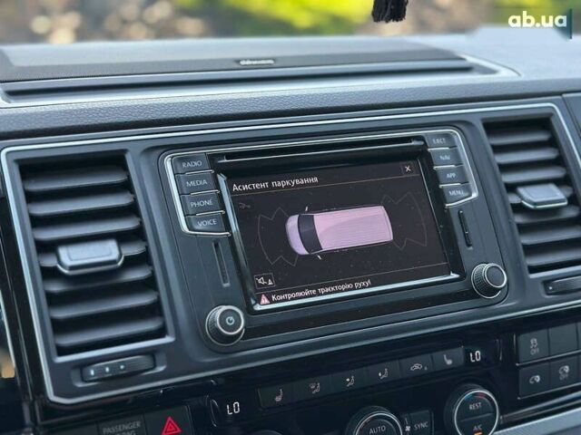 Фольксваген Мультиван, объемом двигателя 0 л и пробегом 176 тыс. км за 46300 $, фото 8 на Automoto.ua