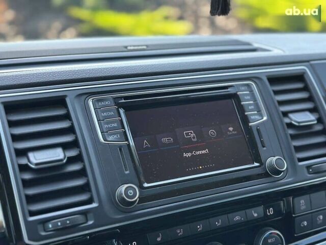 Фольксваген Мультиван, объемом двигателя 0 л и пробегом 176 тыс. км за 46300 $, фото 7 на Automoto.ua