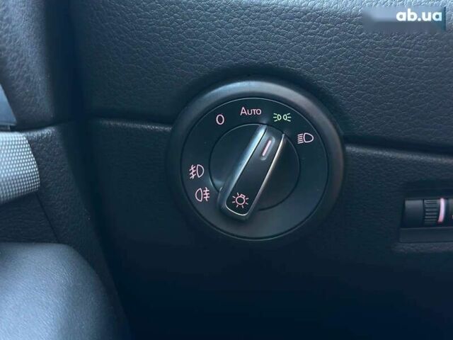 Фольксваген Мультиван, объемом двигателя 0 л и пробегом 176 тыс. км за 46300 $, фото 16 на Automoto.ua