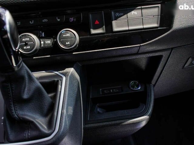 Фольксваген Мультиван, объемом двигателя 2 л и пробегом 126 тыс. км за 49999 $, фото 25 на Automoto.ua