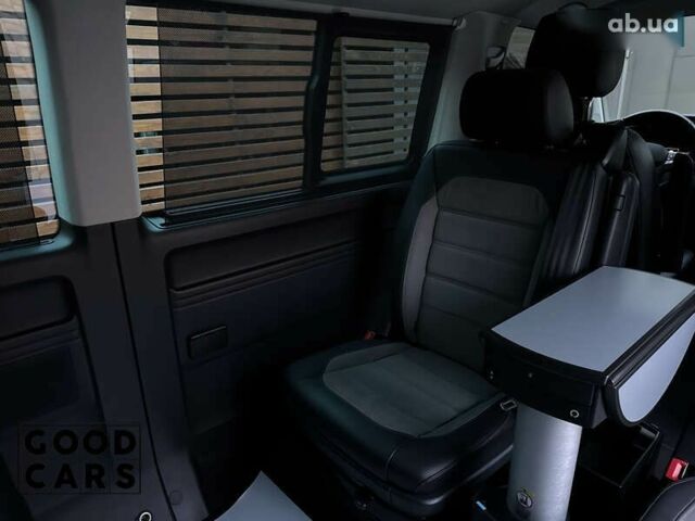 Фольксваген Мультиван, объемом двигателя 2 л и пробегом 119 тыс. км за 55000 $, фото 29 на Automoto.ua