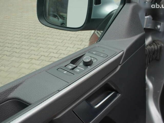 Фольксваген Мультиван, об'ємом двигуна 2 л та пробігом 126 тис. км за 49999 $, фото 13 на Automoto.ua