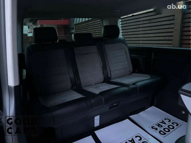 Фольксваген Мультиван, объемом двигателя 2 л и пробегом 119 тыс. км за 55000 $, фото 27 на Automoto.ua