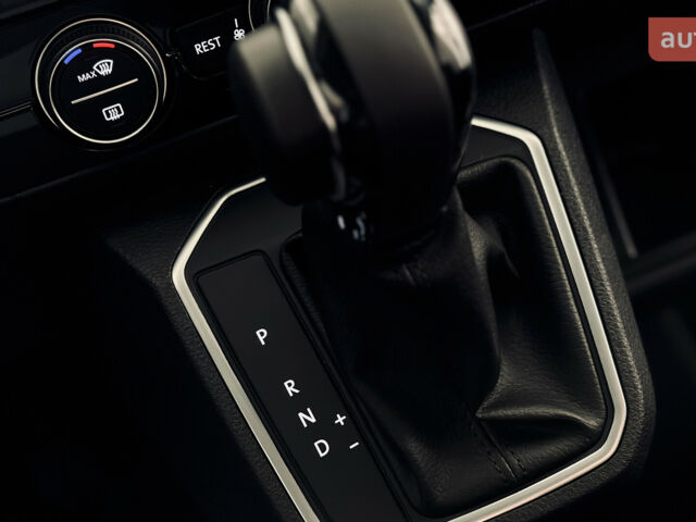 Фольксваген Мультиван 2024 года купить новое авто Фольксваген Мультиван 2024 года от официального дилера Автодім Атлант на Вацлава Гавела Фольксваген фото