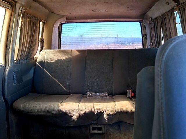 Фольксваген Мультиван, об'ємом двигуна 2.4 л та пробігом 0 тис. км за 4500 $, фото 1 на Automoto.ua