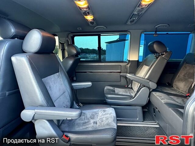 Фольксваген Мультиван, объемом двигателя 2 л и пробегом 250 тыс. км за 21500 $, фото 8 на Automoto.ua