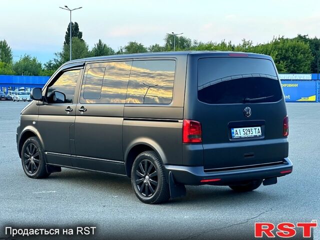 Фольксваген Мультиван, объемом двигателя 2 л и пробегом 250 тыс. км за 21500 $, фото 4 на Automoto.ua