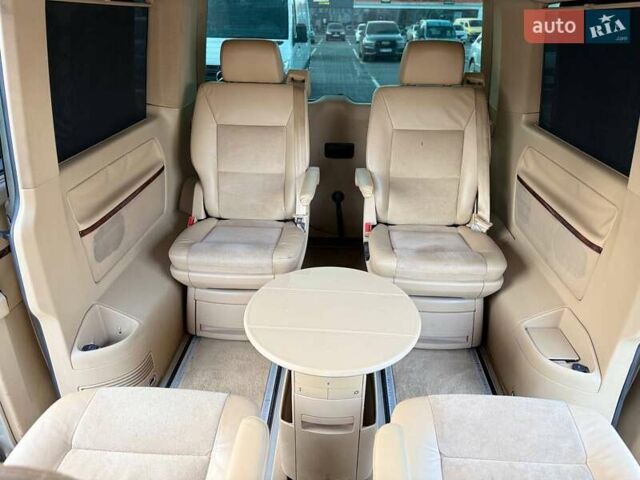 Жовтий Фольксваген Мультиван, об'ємом двигуна 2.5 л та пробігом 370 тис. км за 10999 $, фото 29 на Automoto.ua