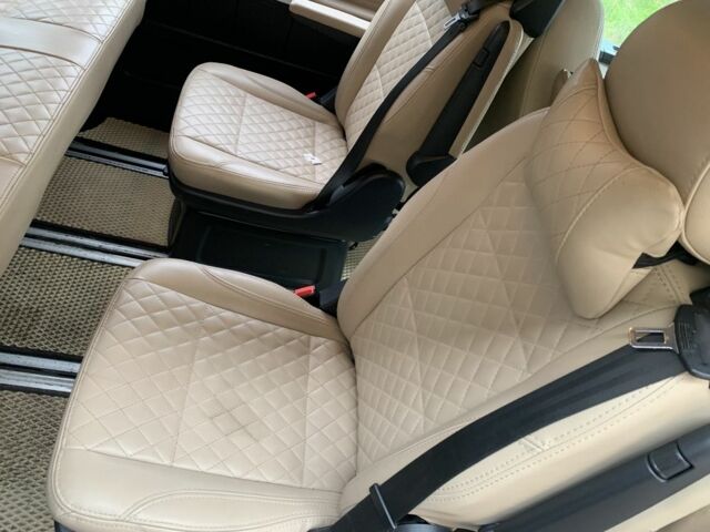 Серый Фольксваген Мультиван, объемом двигателя 2 л и пробегом 164 тыс. км за 32900 $, фото 2 на Automoto.ua