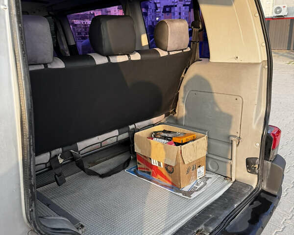 Сірий Фольксваген Мультиван, об'ємом двигуна 2.46 л та пробігом 470 тис. км за 6900 $, фото 16 на Automoto.ua