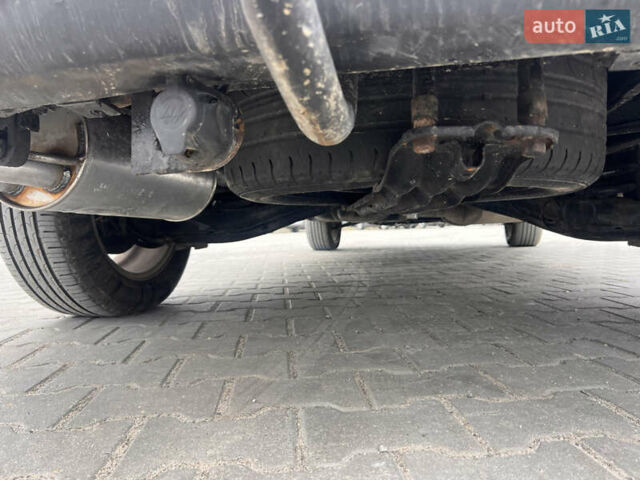 Сірий Фольксваген Мультиван, об'ємом двигуна 2.5 л та пробігом 498 тис. км за 9100 $, фото 22 на Automoto.ua