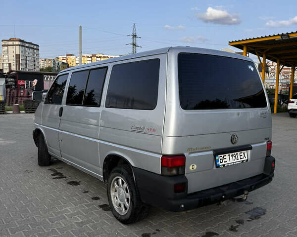 Сірий Фольксваген Мультиван, об'ємом двигуна 2.46 л та пробігом 470 тис. км за 6900 $, фото 2 на Automoto.ua