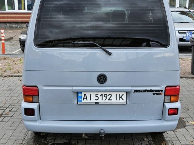 Сірий Фольксваген Мультиван, об'ємом двигуна 2.5 л та пробігом 420 тис. км за 12000 $, фото 1 на Automoto.ua