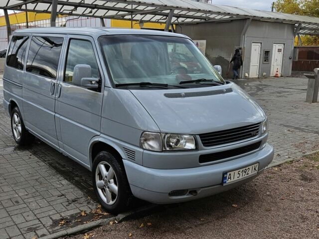 Сірий Фольксваген Мультиван, об'ємом двигуна 2.5 л та пробігом 420 тис. км за 12000 $, фото 3 на Automoto.ua