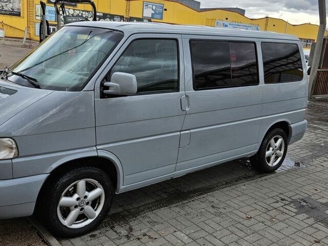 Сірий Фольксваген Мультиван, об'ємом двигуна 2.5 л та пробігом 420 тис. км за 12000 $, фото 2 на Automoto.ua