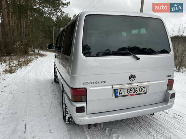 Сірий Фольксваген Мультиван, об'ємом двигуна 2.5 л та пробігом 420 тис. км за 9850 $, фото 16 на Automoto.ua