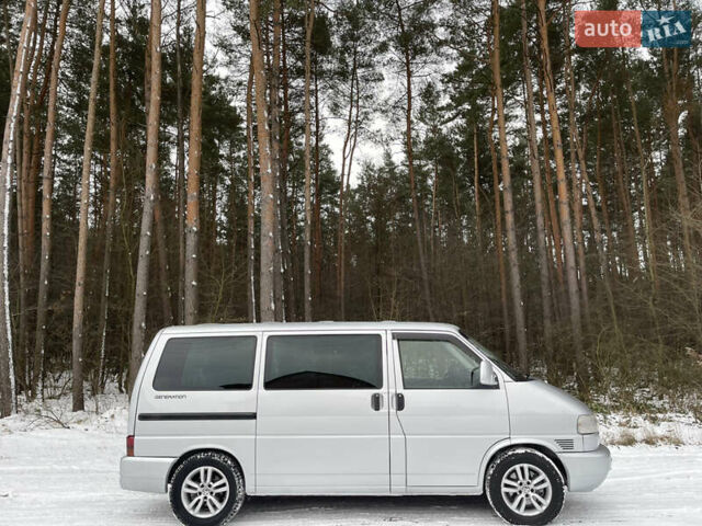 Сірий Фольксваген Мультиван, об'ємом двигуна 2.5 л та пробігом 420 тис. км за 9850 $, фото 65 на Automoto.ua
