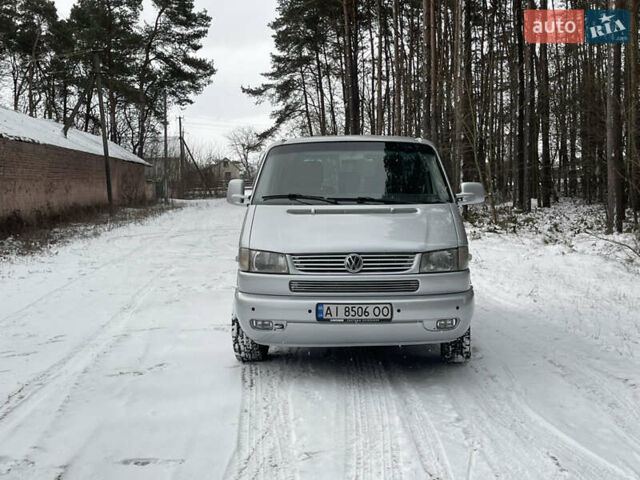 Сірий Фольксваген Мультиван, об'ємом двигуна 2.5 л та пробігом 420 тис. км за 9850 $, фото 62 на Automoto.ua