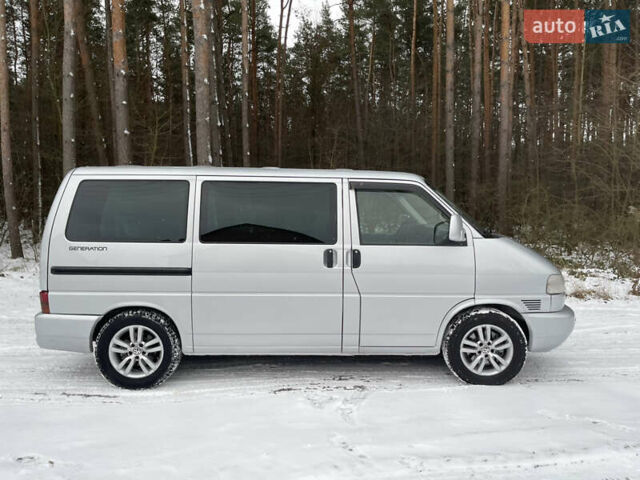 Сірий Фольксваген Мультиван, об'ємом двигуна 2.5 л та пробігом 420 тис. км за 9850 $, фото 64 на Automoto.ua