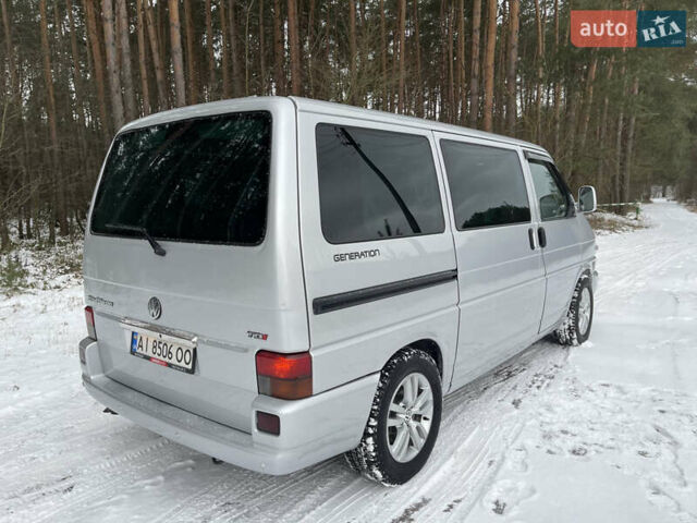 Сірий Фольксваген Мультиван, об'ємом двигуна 2.5 л та пробігом 420 тис. км за 9850 $, фото 42 на Automoto.ua