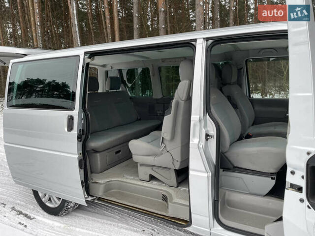 Сірий Фольксваген Мультиван, об'ємом двигуна 2.5 л та пробігом 420 тис. км за 9850 $, фото 17 на Automoto.ua