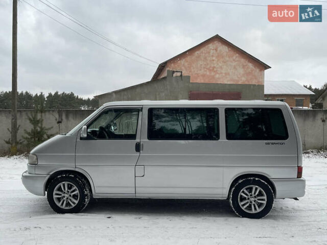 Сірий Фольксваген Мультиван, об'ємом двигуна 2.5 л та пробігом 420 тис. км за 9850 $, фото 6 на Automoto.ua