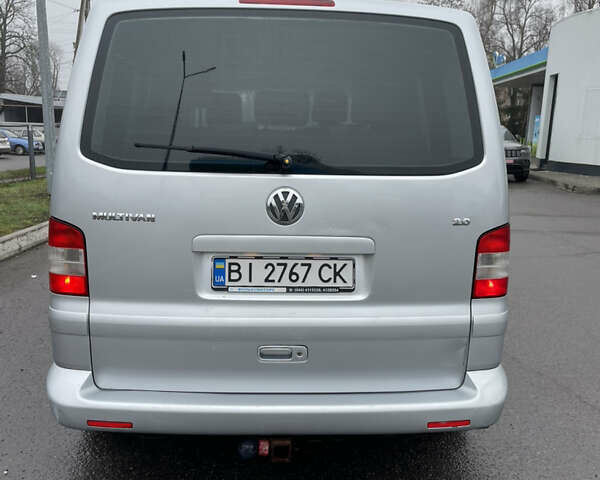 Сірий Фольксваген Мультиван, об'ємом двигуна 1.98 л та пробігом 116 тис. км за 13500 $, фото 6 на Automoto.ua