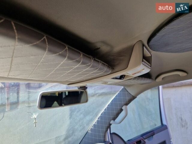 Серый Фольксваген Мультиван, объемом двигателя 2.46 л и пробегом 220 тыс. км за 8700 $, фото 18 на Automoto.ua