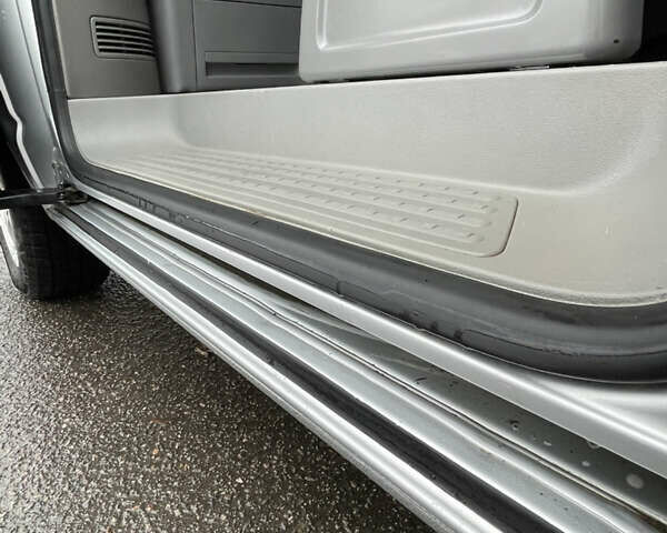 Серый Фольксваген Мультиван, объемом двигателя 1.98 л и пробегом 116 тыс. км за 14000 $, фото 39 на Automoto.ua