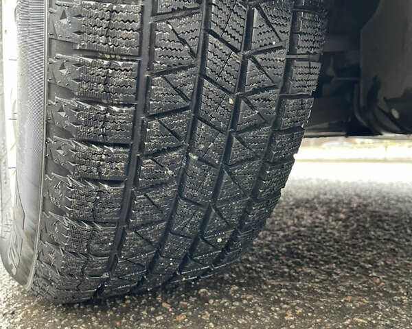 Серый Фольксваген Мультиван, объемом двигателя 1.98 л и пробегом 116 тыс. км за 14000 $, фото 11 на Automoto.ua