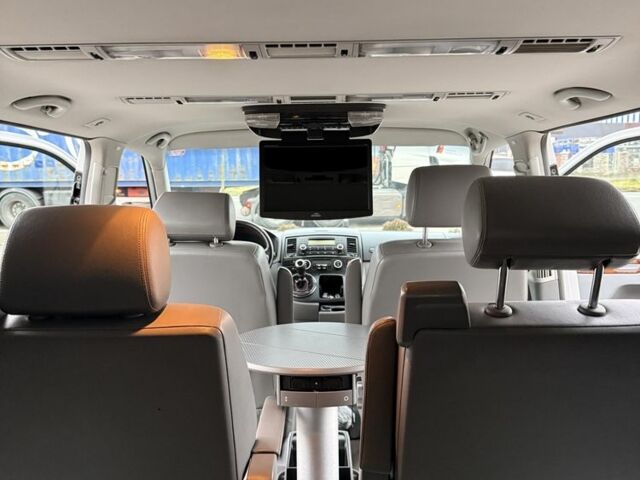 Сірий Фольксваген Мультиван, об'ємом двигуна 2.5 л та пробігом 356 тис. км за 12100 $, фото 12 на Automoto.ua