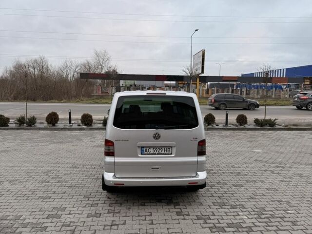 Сірий Фольксваген Мультиван, об'ємом двигуна 2.5 л та пробігом 356 тис. км за 12100 $, фото 3 на Automoto.ua