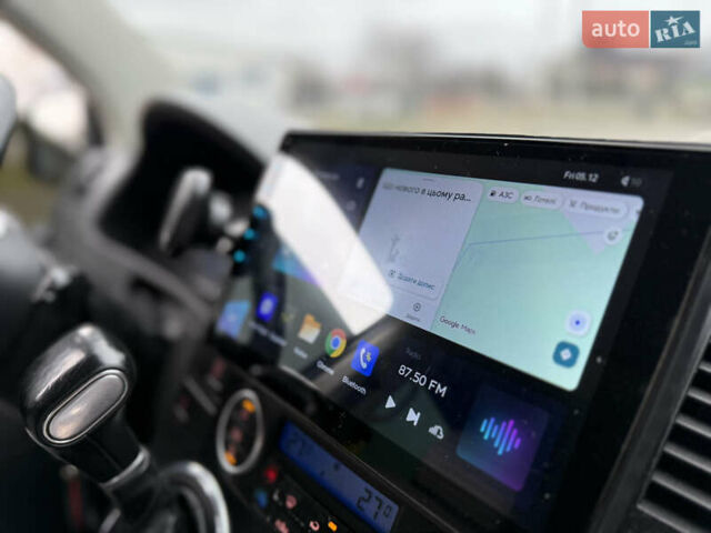 Сірий Фольксваген Мультиван, об'ємом двигуна 2.5 л та пробігом 320 тис. км за 13750 $, фото 14 на Automoto.ua