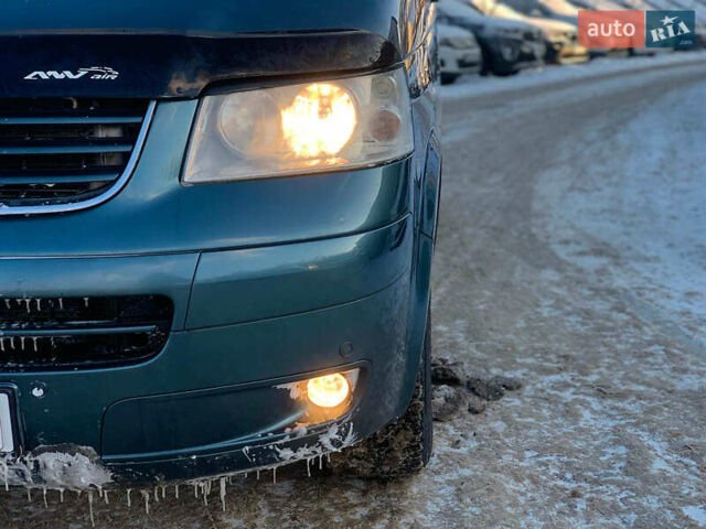 Серый Фольксваген Мультиван, объемом двигателя 2.46 л и пробегом 308 тыс. км за 12890 $, фото 25 на Automoto.ua