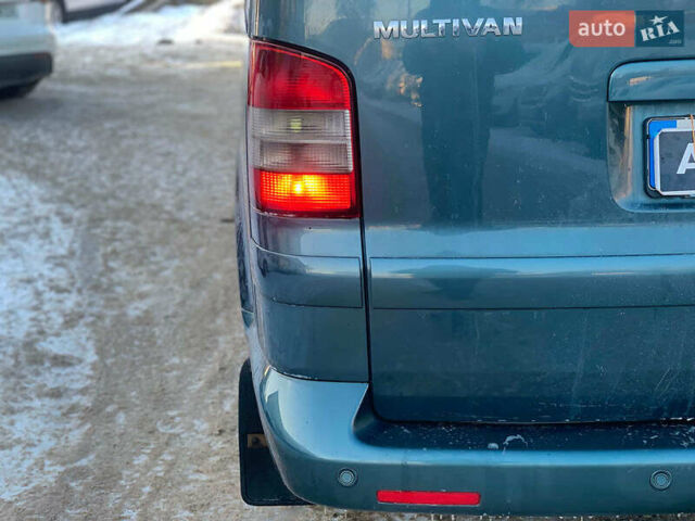 Серый Фольксваген Мультиван, объемом двигателя 2.46 л и пробегом 308 тыс. км за 12890 $, фото 26 на Automoto.ua