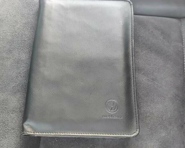 Сірий Фольксваген Мультиван, об'ємом двигуна 2.5 л та пробігом 170 тис. км за 16000 $, фото 10 на Automoto.ua