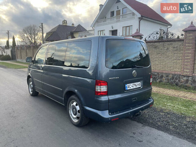 Сірий Фольксваген Мультиван, об'ємом двигуна 2.46 л та пробігом 257 тис. км за 12900 $, фото 8 на Automoto.ua