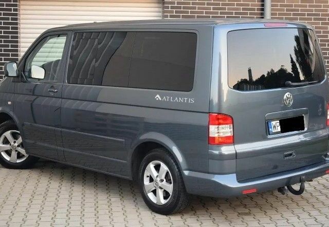 Сірий Фольксваген Мультиван, об'ємом двигуна 2.5 л та пробігом 230 тис. км за 7900 $, фото 3 на Automoto.ua