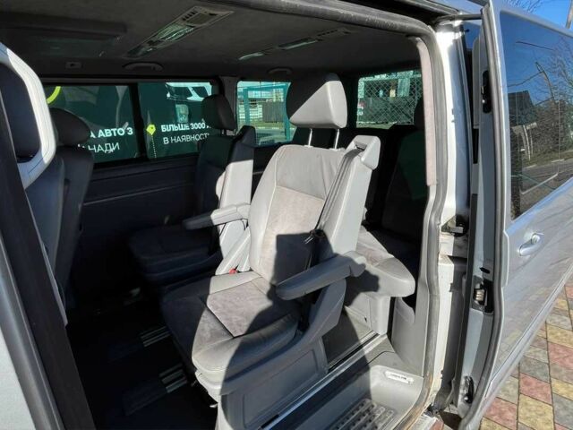 Сірий Фольксваген Мультиван, об'ємом двигуна 2.5 л та пробігом 335 тис. км за 10300 $, фото 15 на Automoto.ua