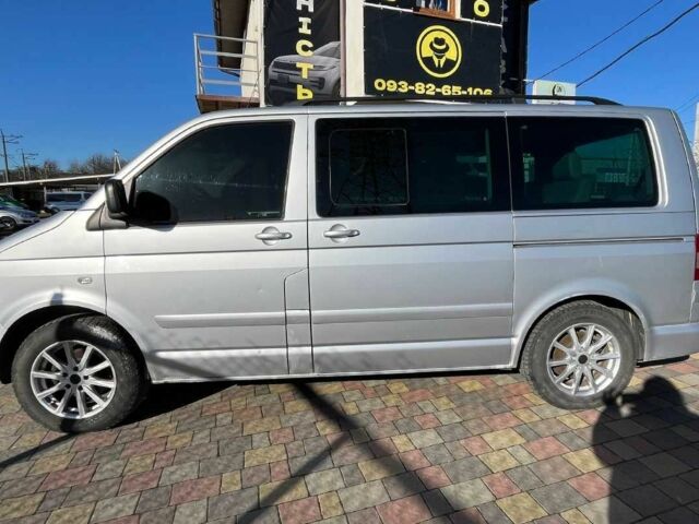 Сірий Фольксваген Мультиван, об'ємом двигуна 2.5 л та пробігом 335 тис. км за 10300 $, фото 3 на Automoto.ua