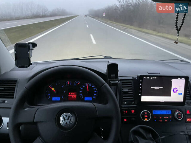 Сірий Фольксваген Мультиван, об'ємом двигуна 2.46 л та пробігом 294 тис. км за 11000 $, фото 9 на Automoto.ua